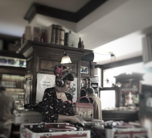 DJ Lady Grumpy (Ainhoa)