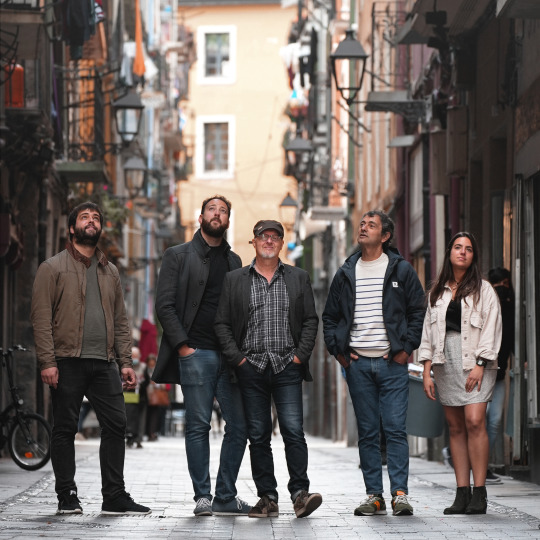 Postal Kolekzionistak Ezusteko Kantak Tour