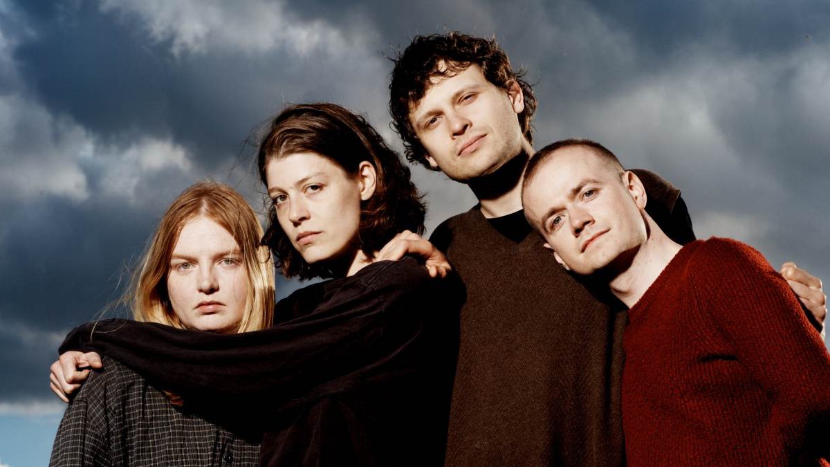 Porridge Radio + Gus Englehorn