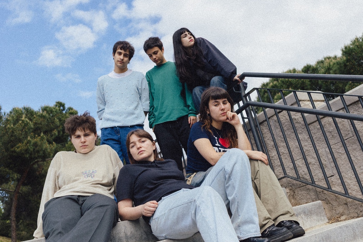 Las Petunias + Amor Líquido