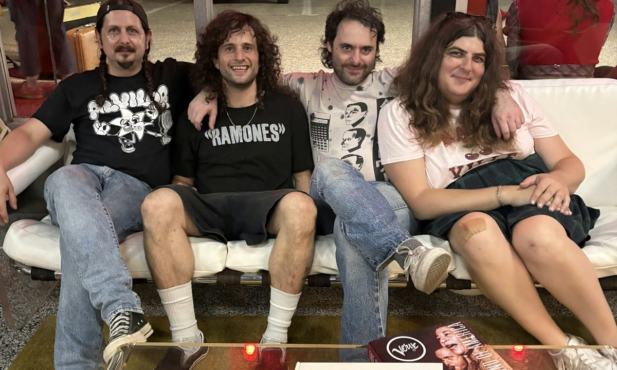 Brower + Metalleg